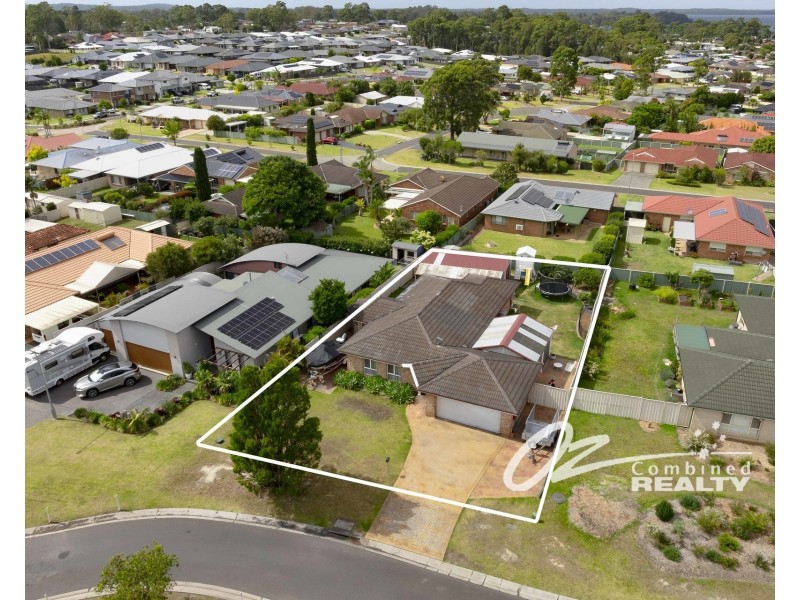 6 Maxwell Crescent, Sanctuary Point NSW 2540