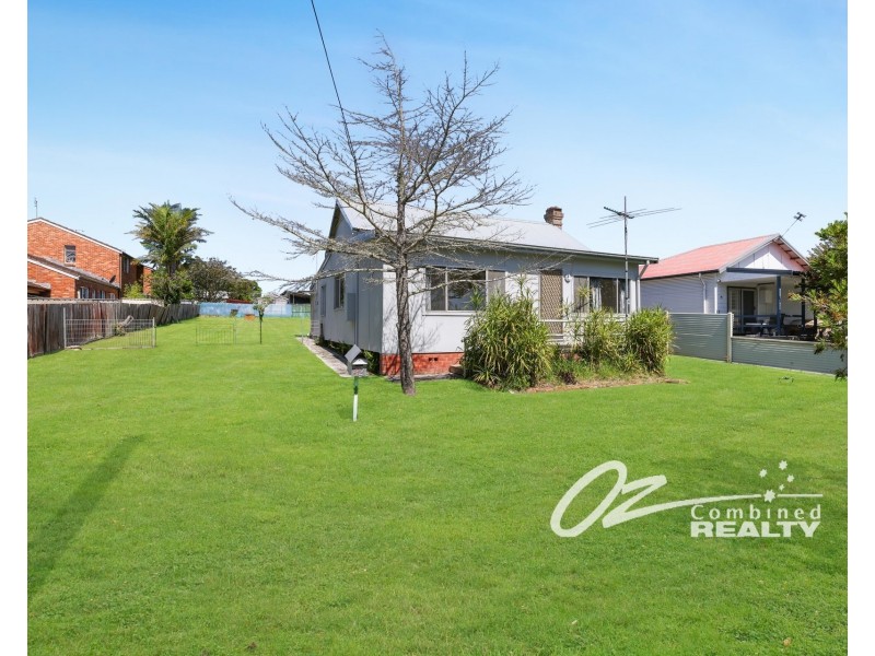 42 Currambene Street, Huskisson NSW 2540