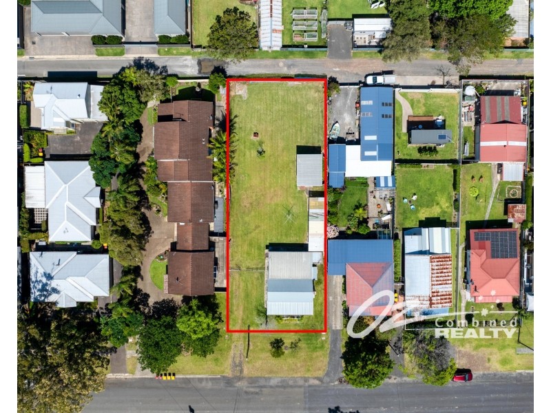 42 Currambene Street, Huskisson NSW 2540
