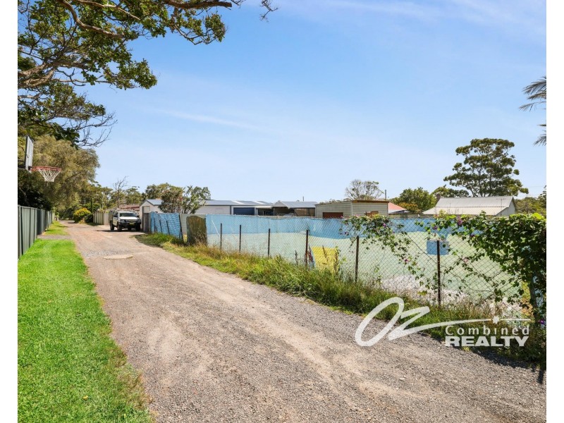 42 Currambene Street, Huskisson NSW 2540