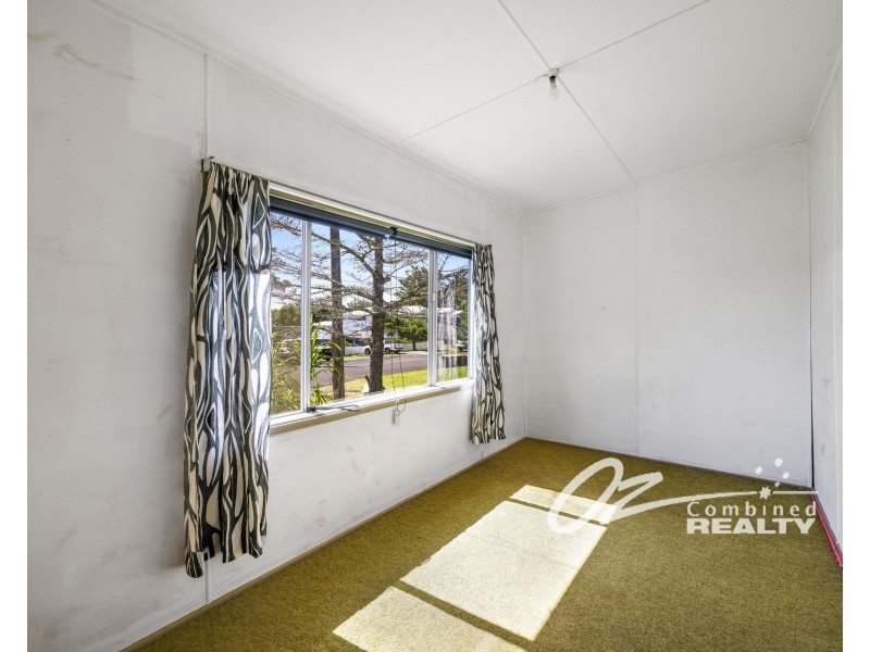 42 Currambene Street, Huskisson NSW 2540