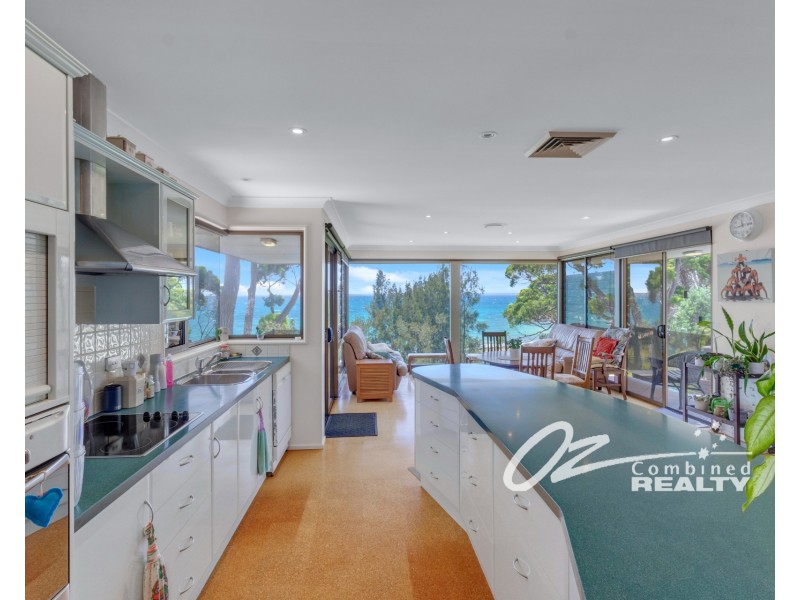 228 Elizabeth Drive, Vincentia NSW 2540