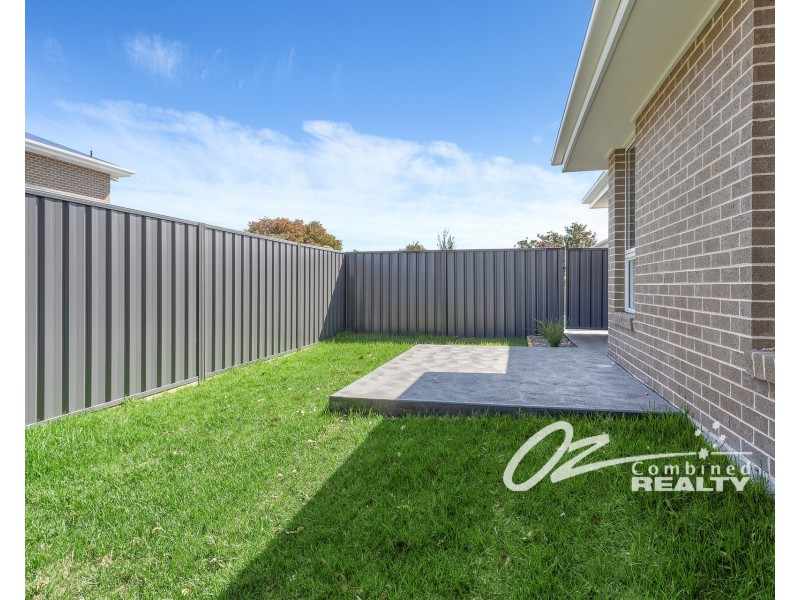 1 King George Street, Erowal Bay NSW 2540