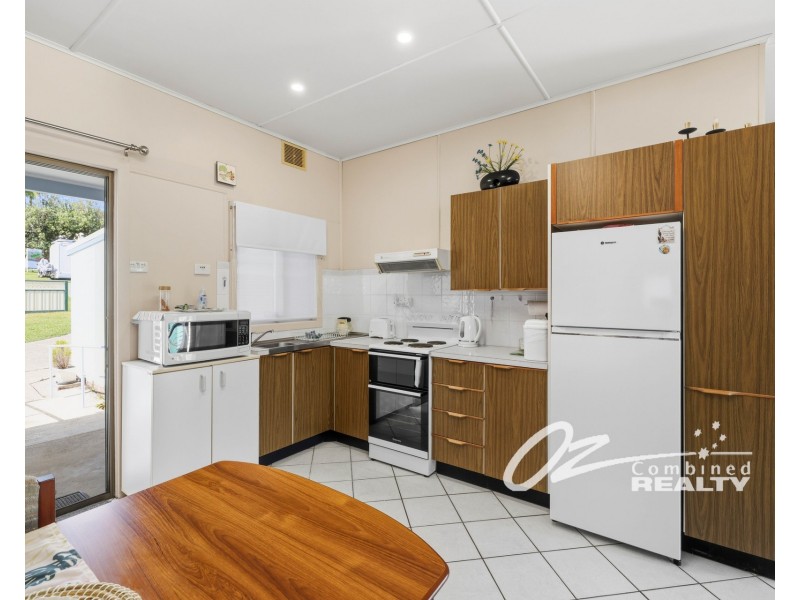298 Elizabeth Drive, Vincentia NSW 2540