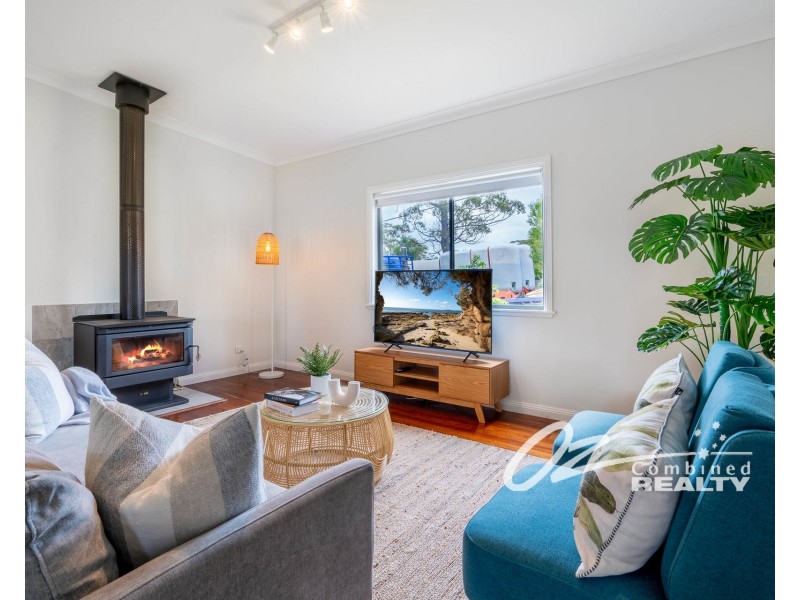 24 Fitzpatrick Street, Old Erowal Bay NSW 2540