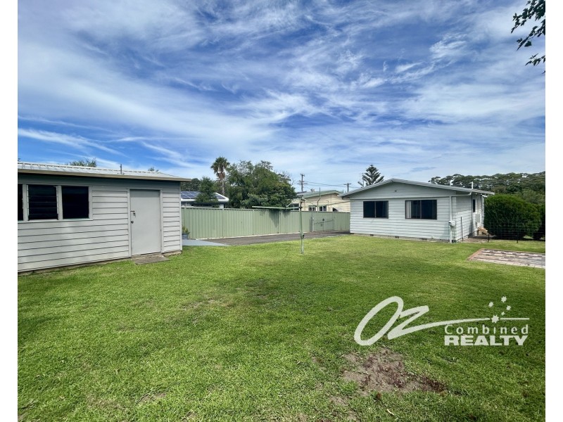 21 Audrey Avenue, Basin View NSW 2540
