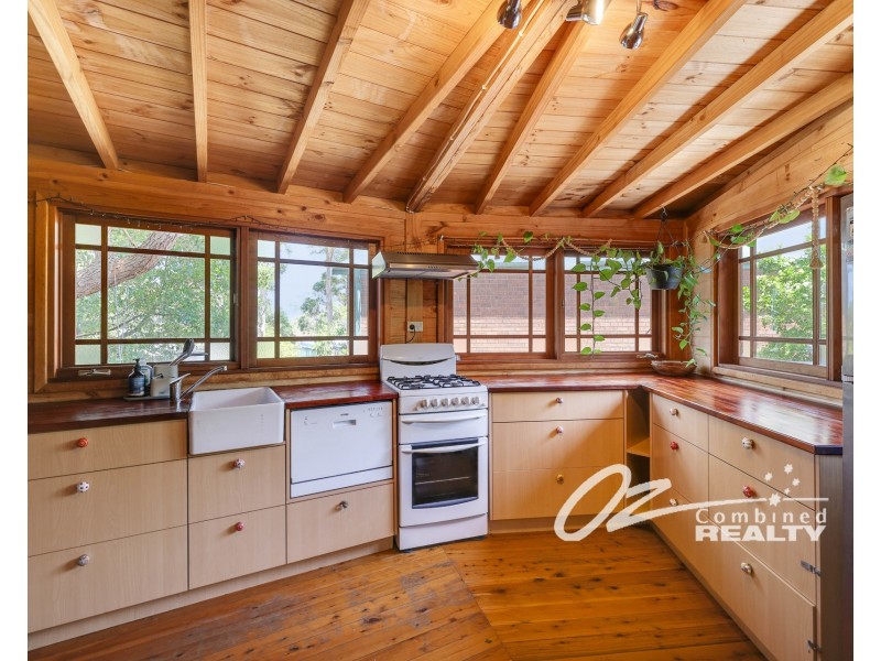 43 Tasman Road, St Georges Basin NSW 2540