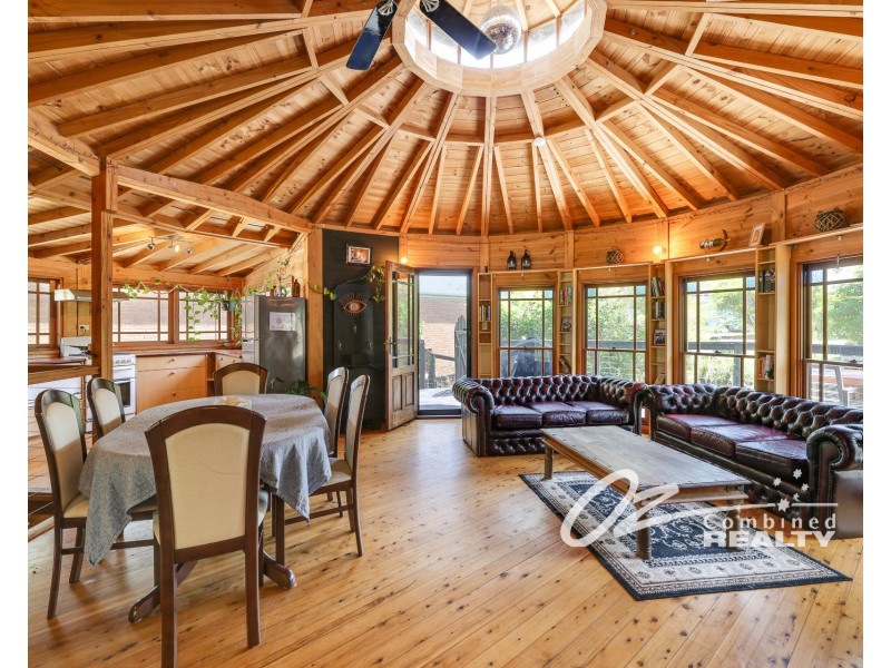 43 Tasman Road, St Georges Basin NSW 2540