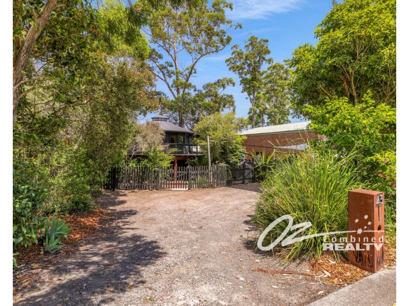 43 Tasman Road, St Georges Basin NSW 2540