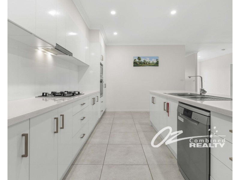 13 Nadine Street, Sanctuary Point NSW 2540