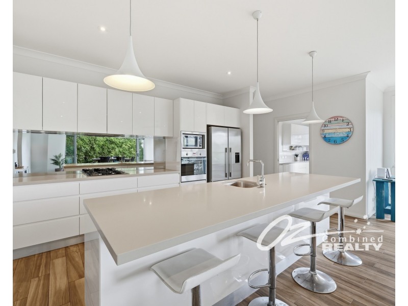 16 Deas Thompson Street, Vincentia NSW 2540