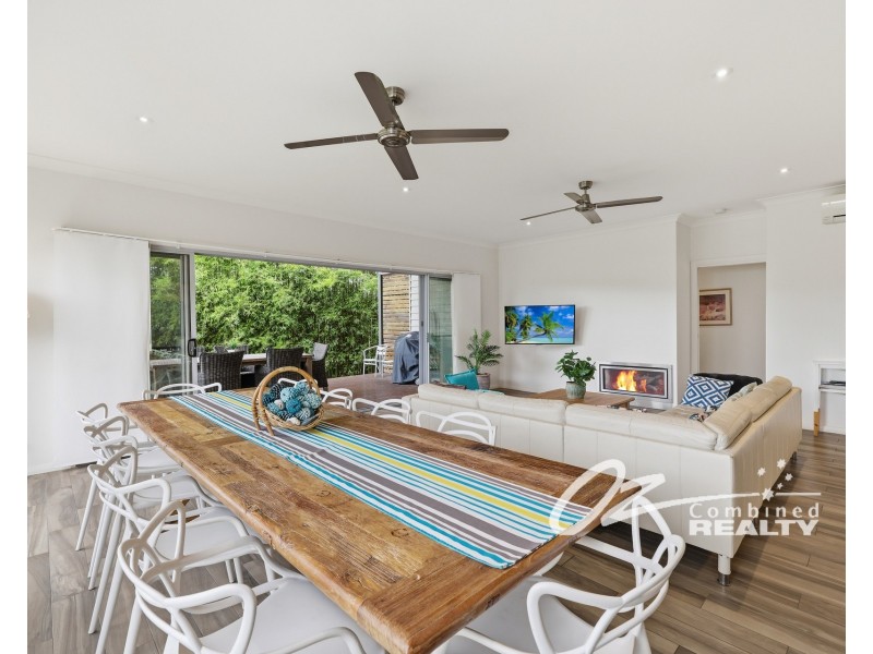 16 Deas Thompson Street, Vincentia NSW 2540