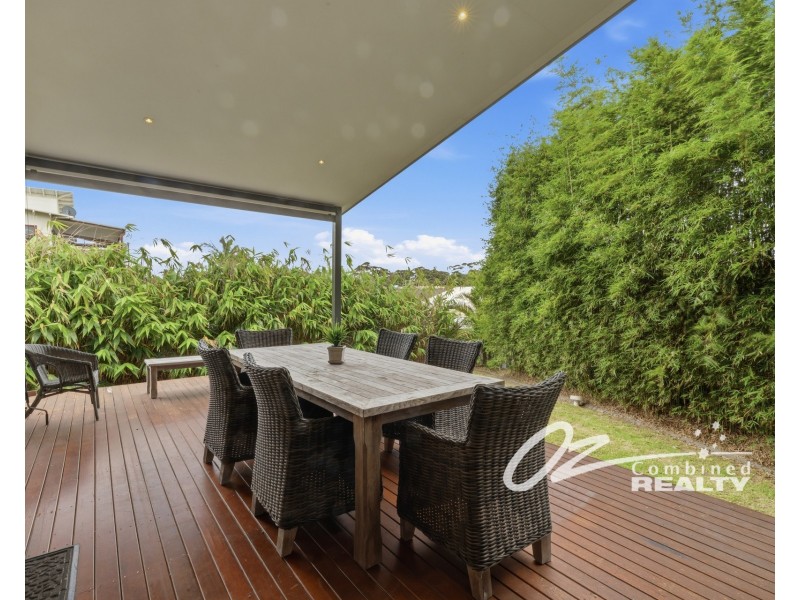 16 Deas Thompson Street, Vincentia NSW 2540