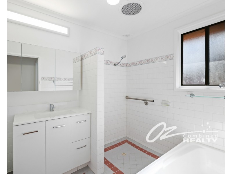 16 Ridgelands Drive, Sanctuary Point NSW 2540