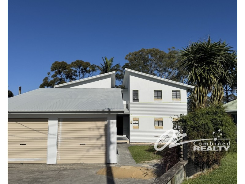 41 Waratah Crescent, Sanctuary Point NSW 2540