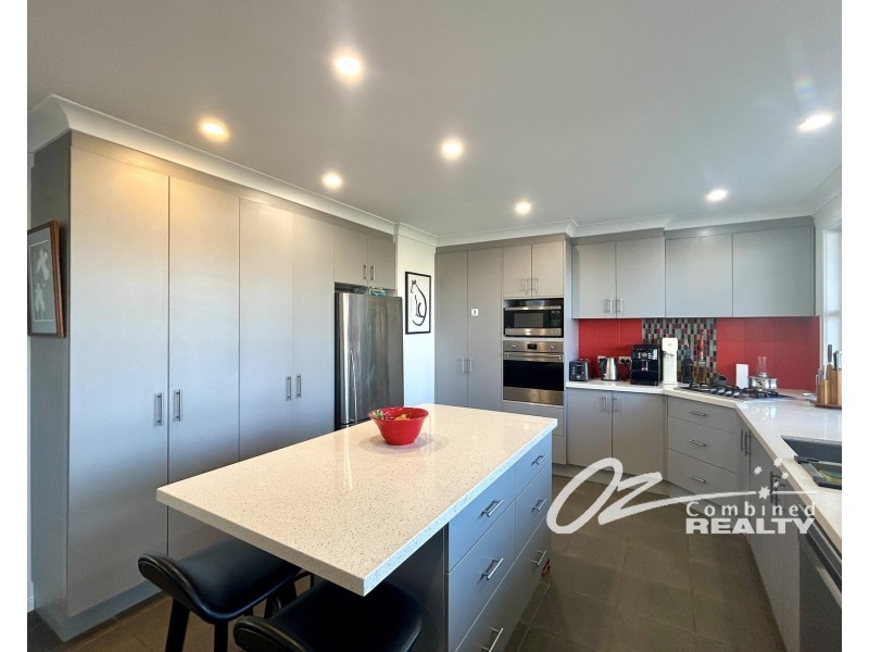 12 Elizabeth Drive, Vincentia NSW 2540