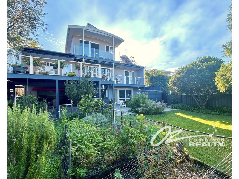 12 Elizabeth Drive, Vincentia NSW 2540