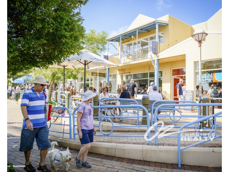 1/16 Nowra Street, Huskisson NSW 2540