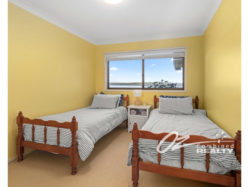 82 Basin View Parade, Basin View NSW 2540