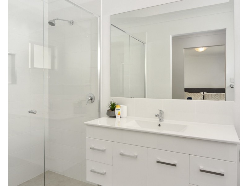 b/13 Kestrel Avenue, Sanctuary Point NSW 2540