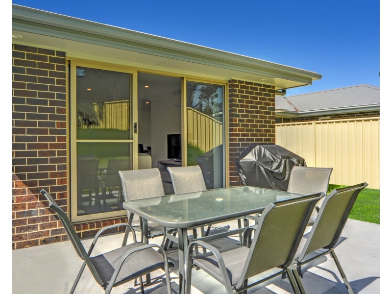 b/13 Kestrel Avenue, Sanctuary Point NSW 2540