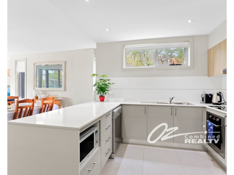 Level 2/102/2 Murdoch Street, Huskisson NSW 2540