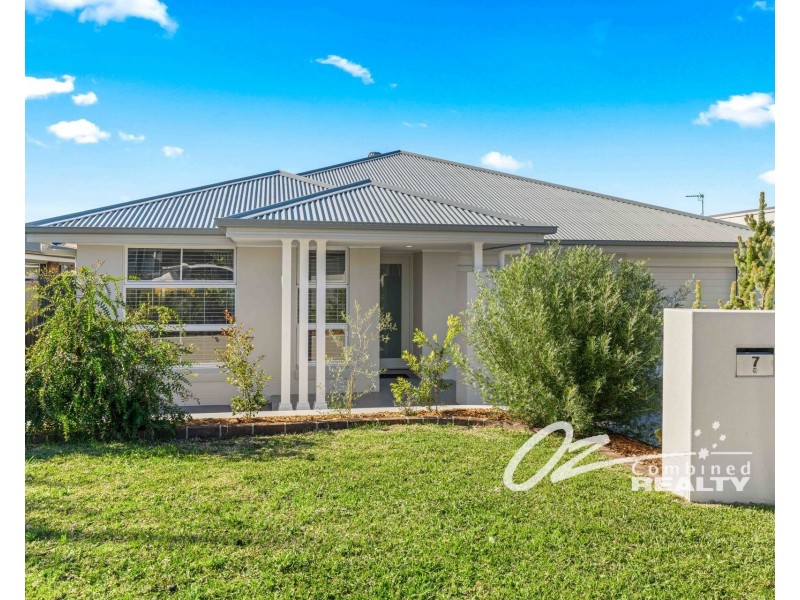 7 Sand Drift Way, Vincentia NSW 2540