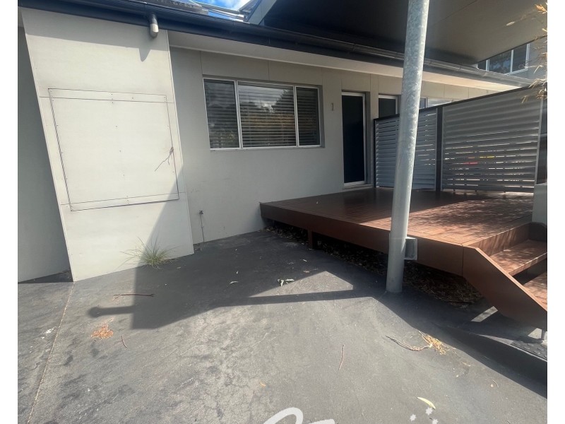 1/67 Elizabeth Drive, Vincentia NSW 2540