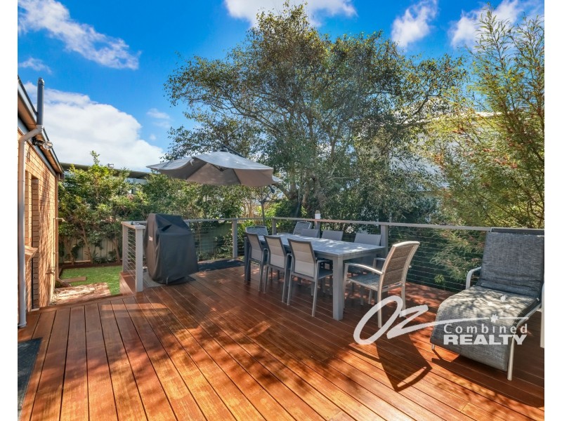 8 Lambs Crescent, Vincentia NSW 2540