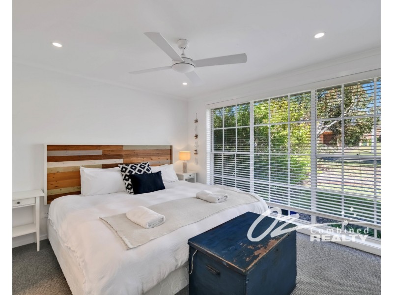 8 Lambs Crescent, Vincentia NSW 2540