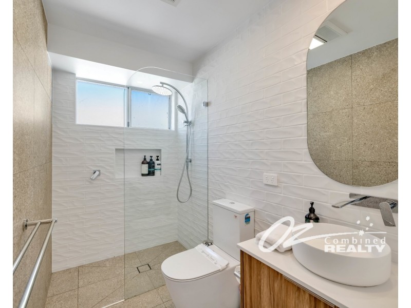 8 Lambs Crescent, Vincentia NSW 2540