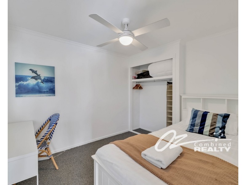 8 Lambs Crescent, Vincentia NSW 2540