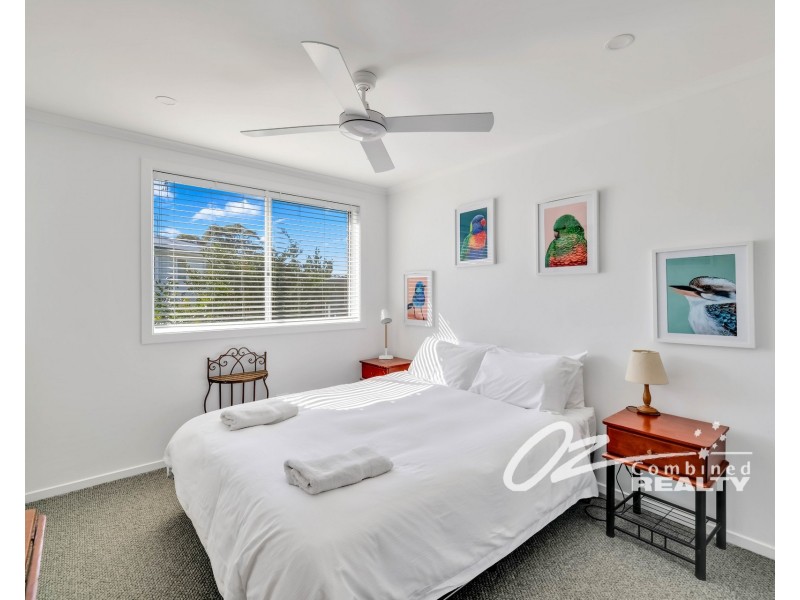 8 Lambs Crescent, Vincentia NSW 2540