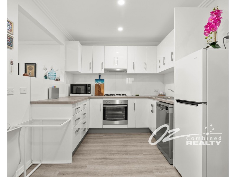 1/200 Macleans Point Road, Sanctuary Point NSW 2540