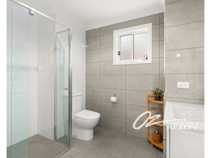 1/200 Macleans Point Road, Sanctuary Point NSW 2540