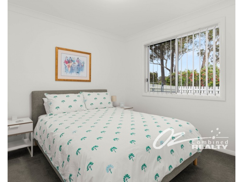 1/200 Macleans Point Road, Sanctuary Point NSW 2540