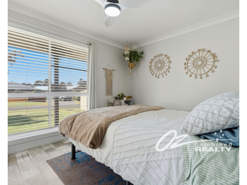 39 Boronia Avenue, Sanctuary Point NSW 2540