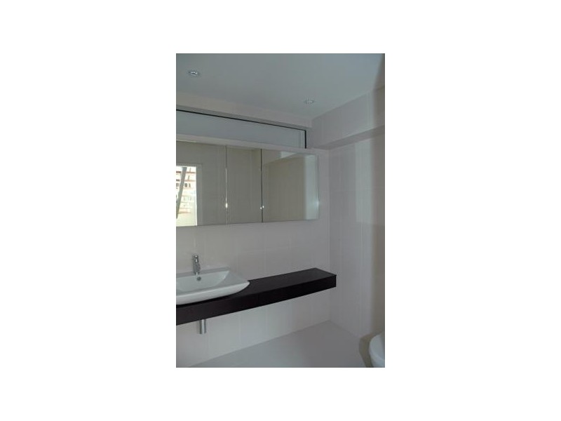 77 Mills Street, Middle Park VIC 3206