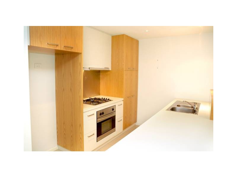 15 Caravel Lane, Docklands VIC 3008