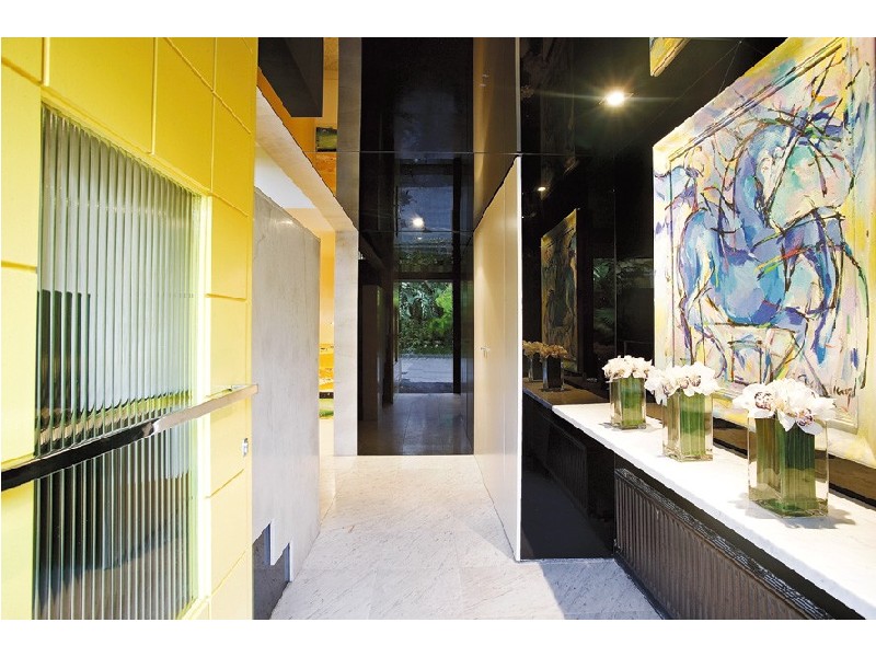 4 St Leonards Place, St Kilda VIC 3182