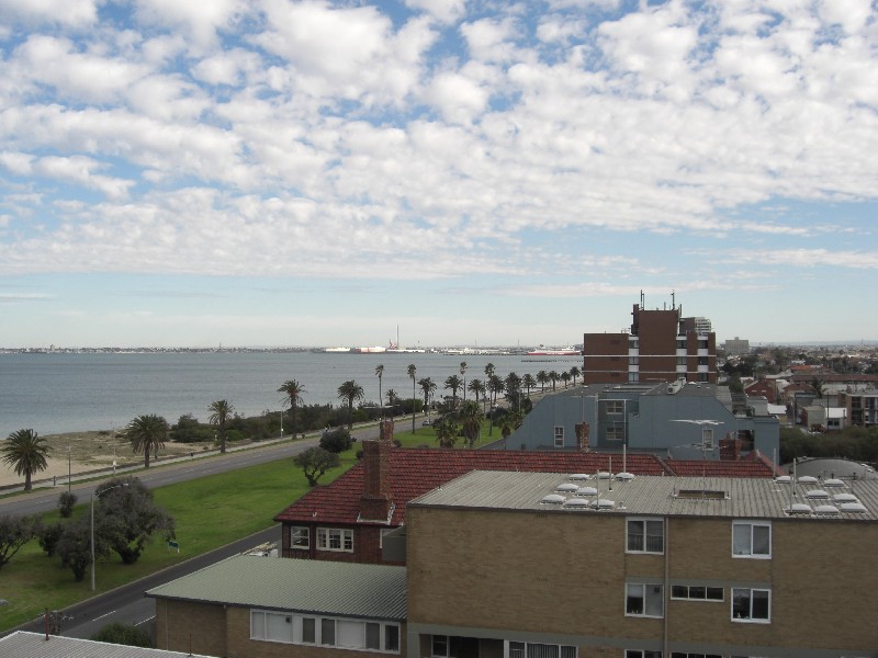 71/325 Beaconsfield Parade, Port Melbourne VIC 3207