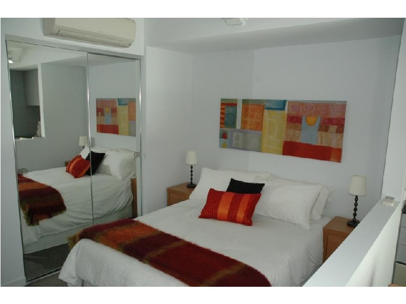 111/2-14 Albert Road, Melbourne VIC 3004