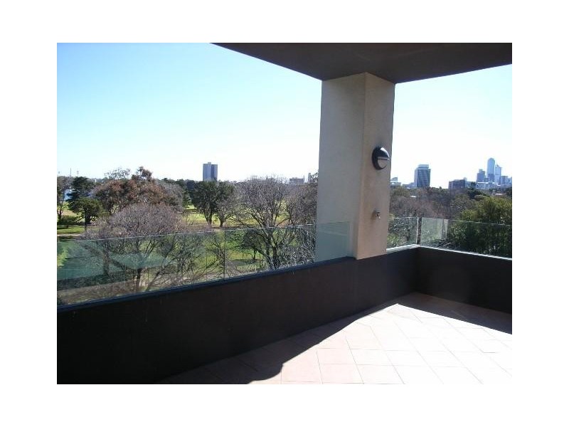 501/19 Queens Road, Melbourne VIC 3000