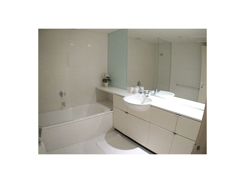 903/80 Clarendon Street, Southbank VIC 3006