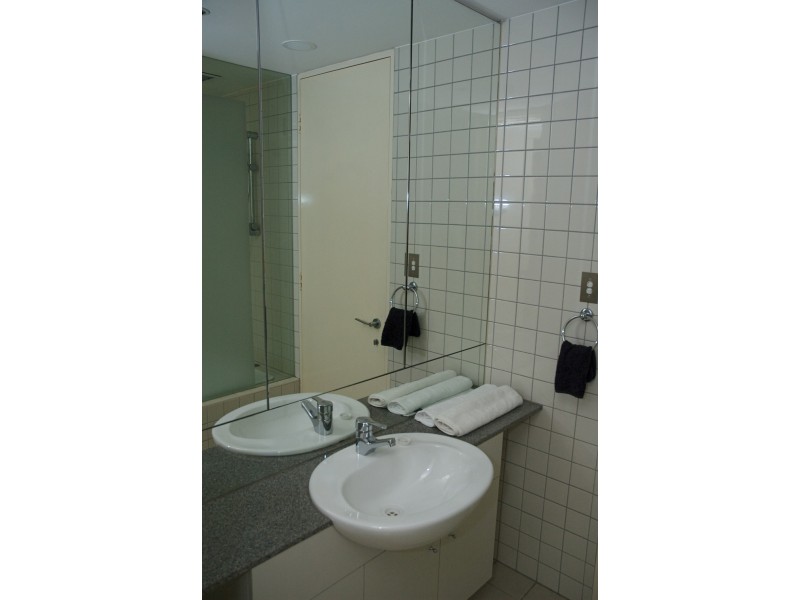 71/1 Queensberry Street, Carlton VIC 3053