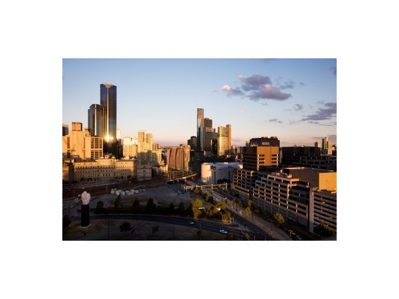 1305/8 McCrae Street, Docklands VIC 3008