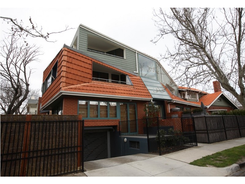 9/32 Mitford Street, Elwood VIC 3184