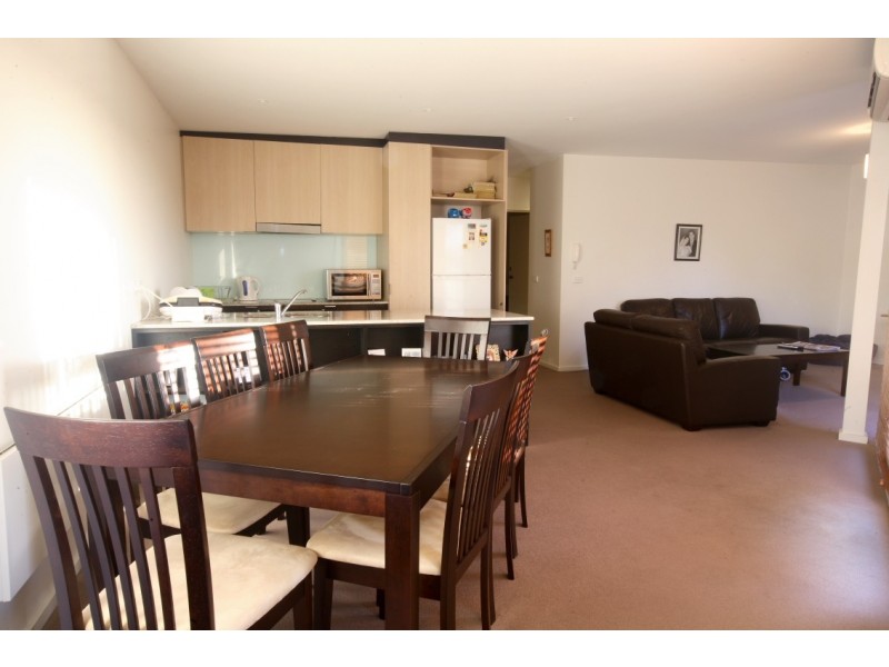 9/32 Mitford Street, Elwood VIC 3184