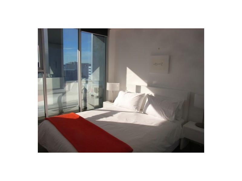 402/200 Toorak Road, South Yarra VIC 3141