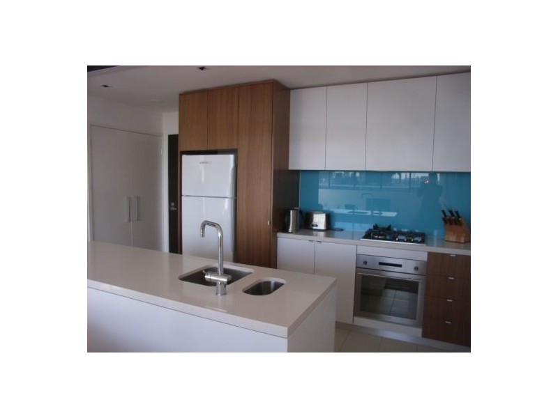 402/200 Toorak Road, South Yarra VIC 3141